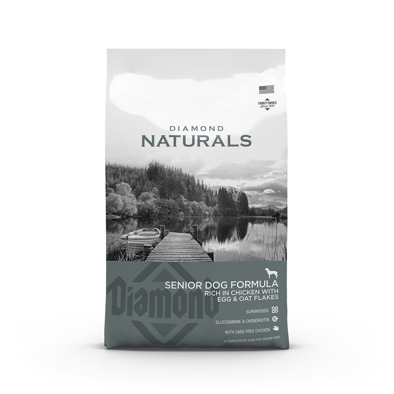 Diamond Naturals Senior Dog Formula: Rich in Chicken with Egg & Oat Flakes