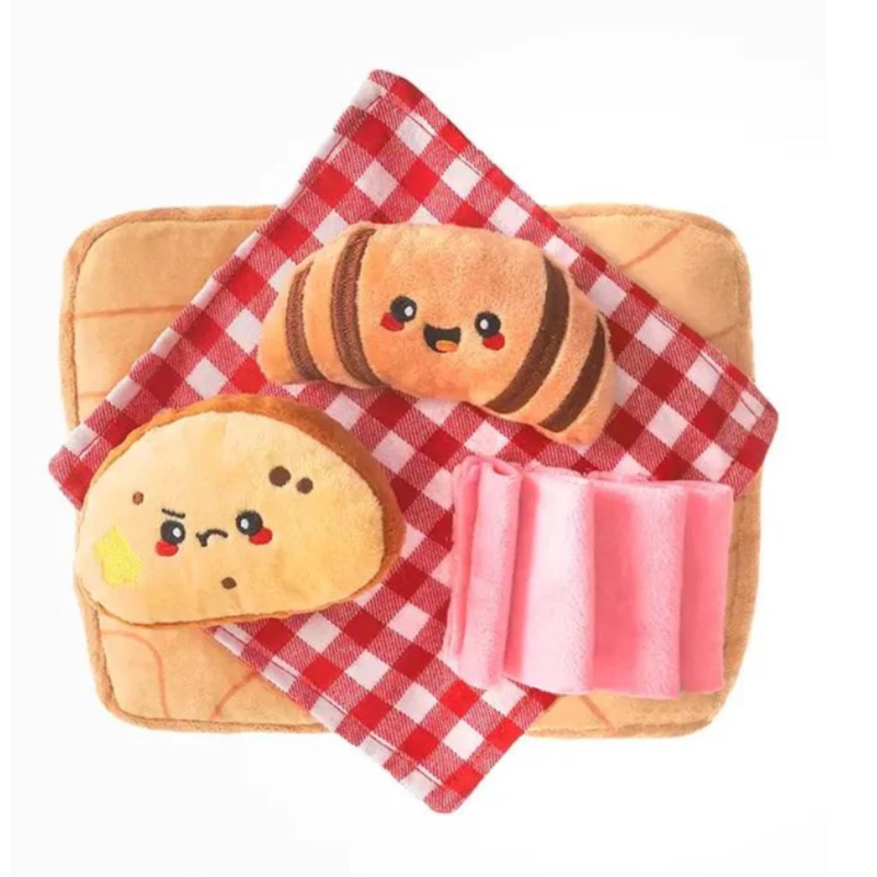 HugSmart Fuzzy Friendz Picnic Time - Charcuterie Board Dog Toy